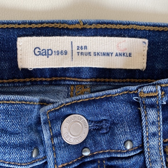 GAP1969 True Skinny Ankle Jeans with Silver Stud Detail-26R - Picture 5 of 8